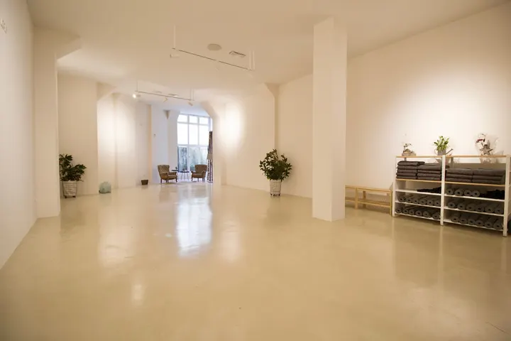Amani Donostia — Yoga en Antigua, San Sebastián