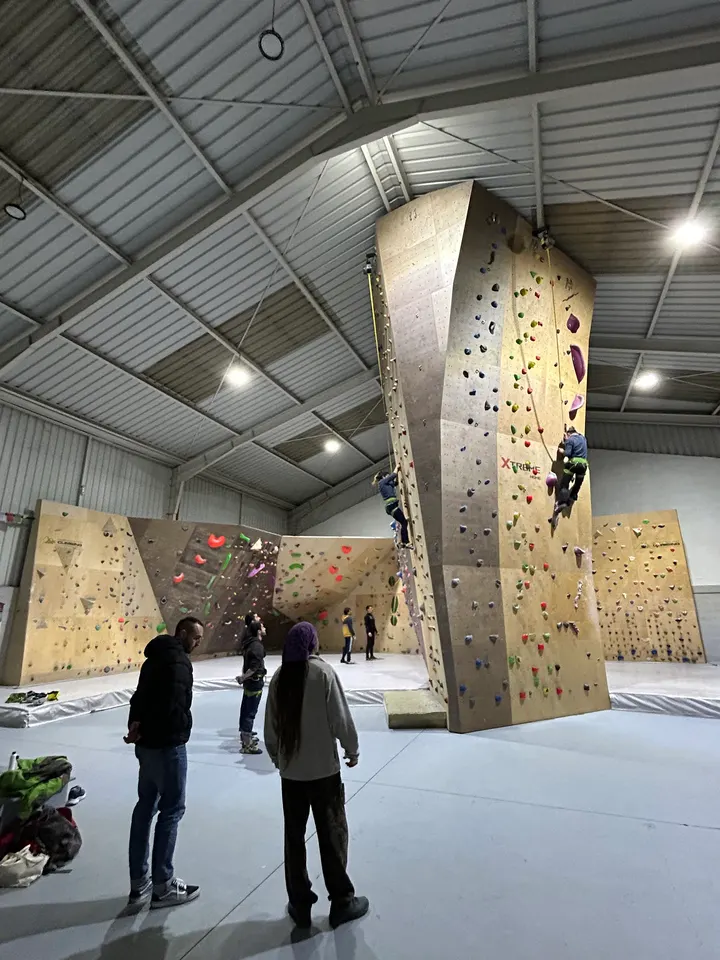 XTREME HOME — Escalada en La Victoria, Valladolid