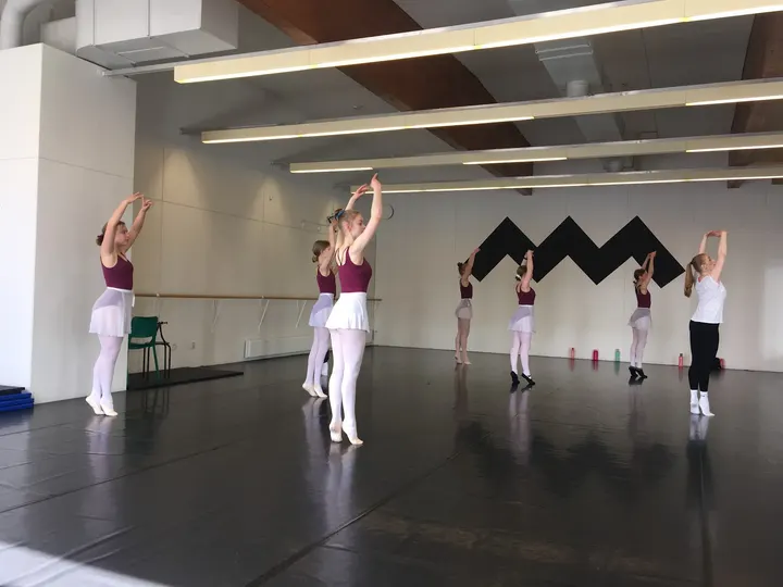 AM Dance — tanssi-studio – Vista, Paimio — 2