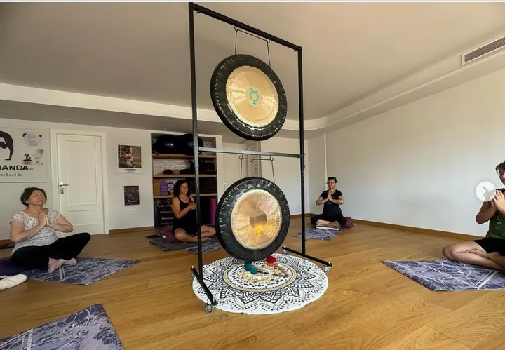 Dayananda Yoga — yoga-studio en Alicante — 4