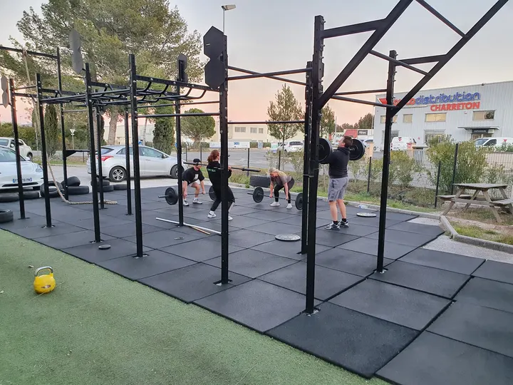 Gym'fit — salle de fitness-studio aux Mauniers, La Farlède — 2