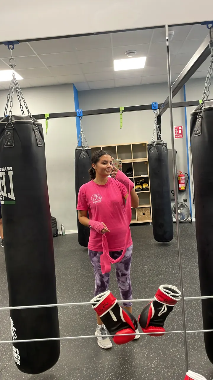 Hook FitBox Club Los Bermejales — boxeo-studio en Sevilla — 3