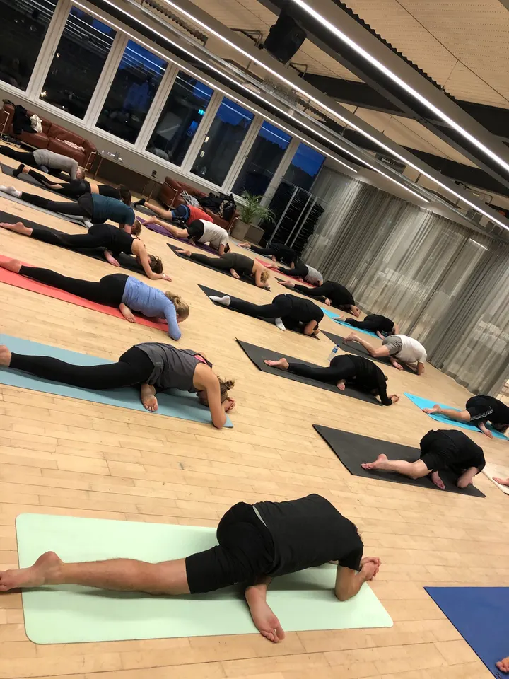 Yoga med Dag — yoga-studio i Stockholm — 3