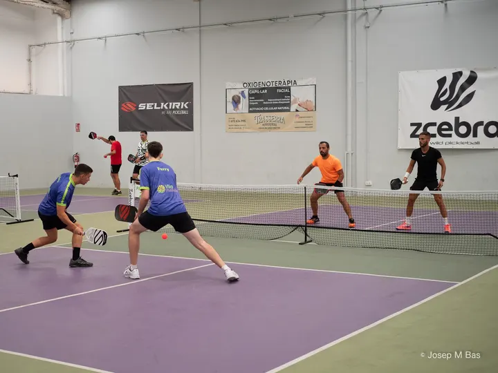 Vila Pickleball — Meditación en Gràcia, Sabadell