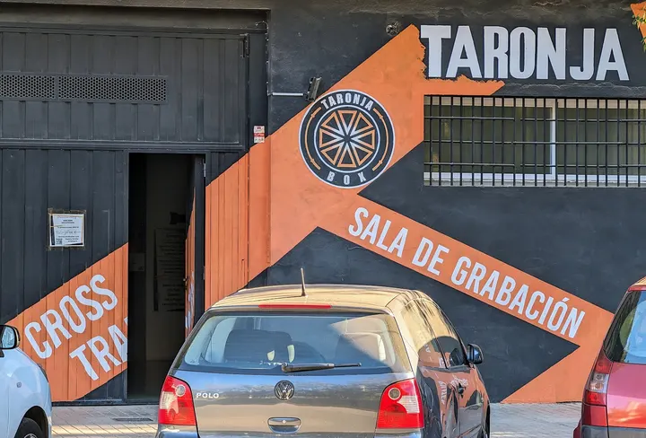 Taronja Box Valencia — CrossFit en Benicalap, Valencia