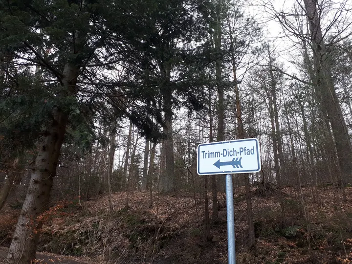 Trimm Dich Pfad Lahnberge — calisthenics-studio in Ortenberg, Marburg — 2