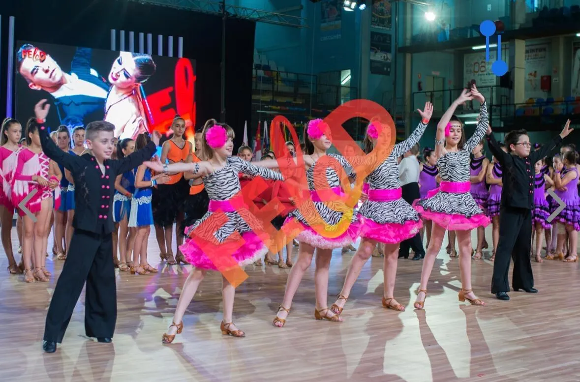 Escuela De Baile Yolanda Cano — dans-studio i Los Corrales de Buelna — bild 4