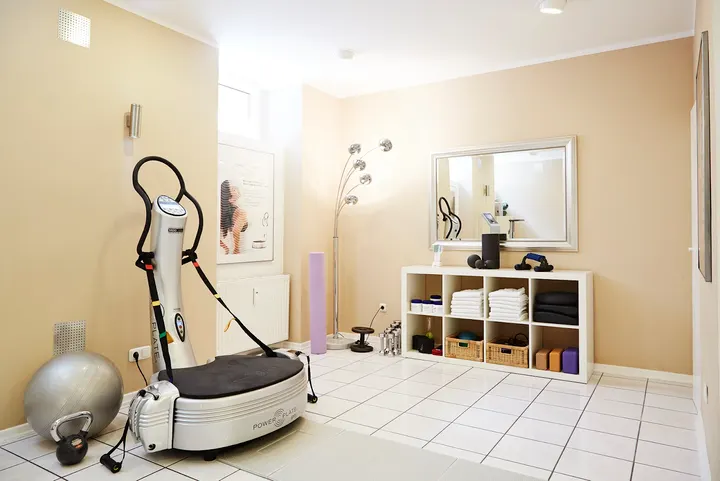 impuls Vibrationstraining — Fitnessstudio in Neustadt/Nord, Köln