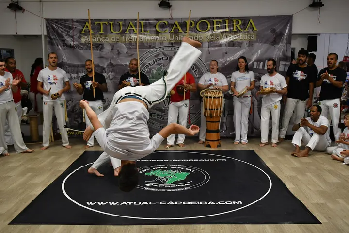 Capoeira Bordeaux — Danse à Saint-Augustin - Tauzin - Alphonse Dupeux, Bordeaux