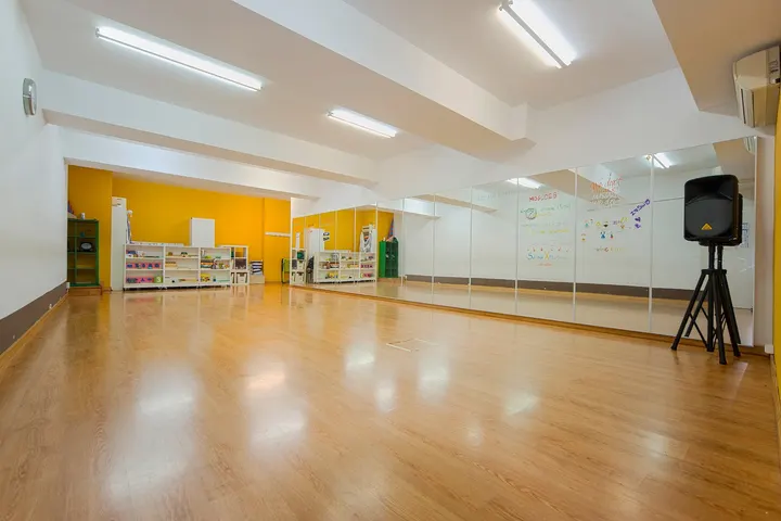 Mésqueswing - Poblenou — baile-studio en Barcelona — 3