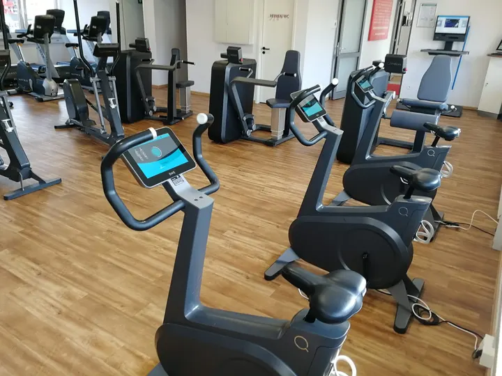 Aktiv Gesundheitszentrum Hessisch Oldendorf — Wellness in Hannover