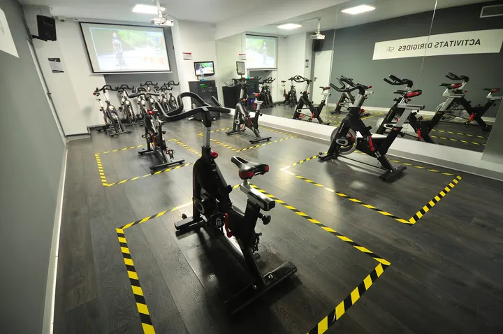 ENTRENA-T 24h Sant Andreu — estudio de fitness-studio en Sant Andreu, Barcelona — 2