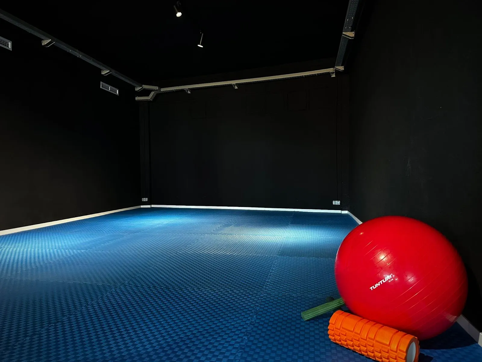 Brainlab's Corpore Studio | Centro Fitness | Entrenador Personal Rehabilitación Post-Lesión Hospitalet — estudio de fitness-studio en L'Hospitalet de Llobregat — 4