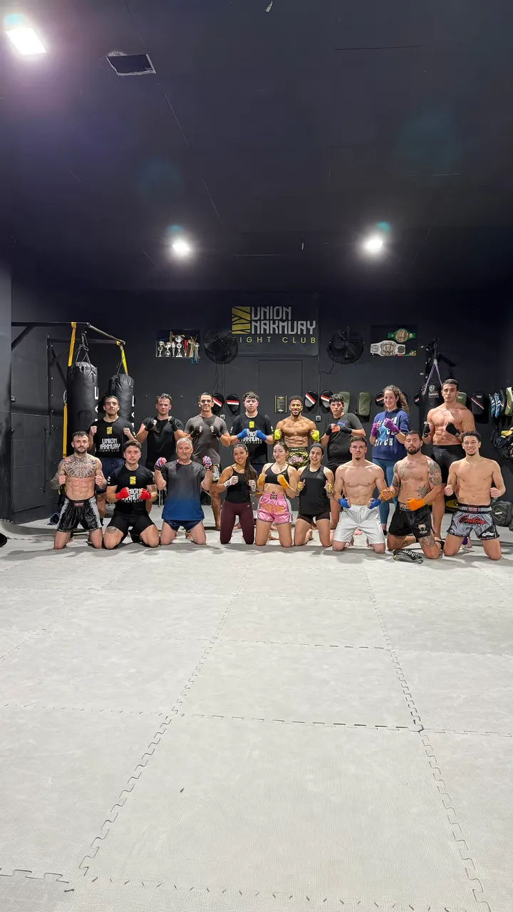 Unión Nakmuay Fight Club - Muaythai & Kickboxing Tenerife Norte — Artes marciales en Colombo, La Orotava