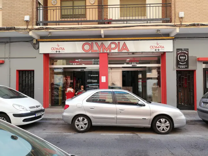 OLYMPIA 2000 — Estudio de fitness en Mislata