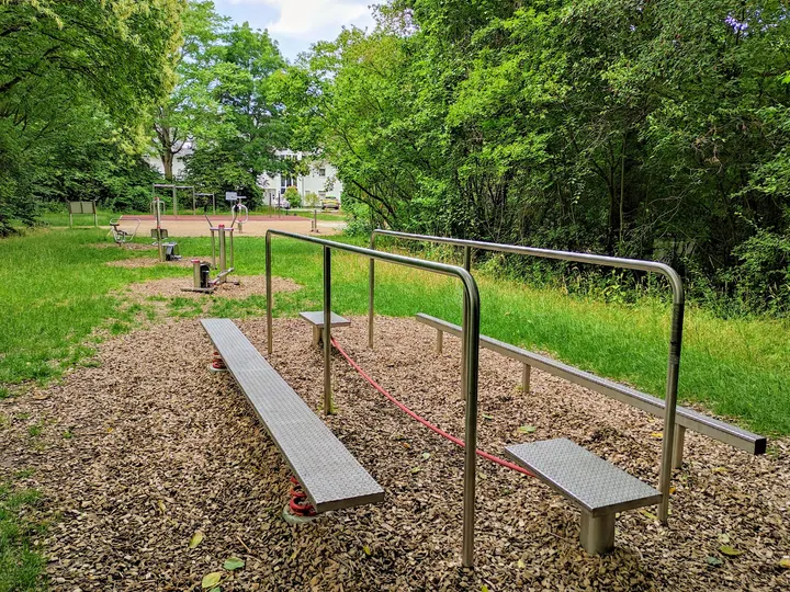 Eberstädter Bewegungspark Modauzirkel Modaubrücke — calisthenics-studio in Darmstadt — 3