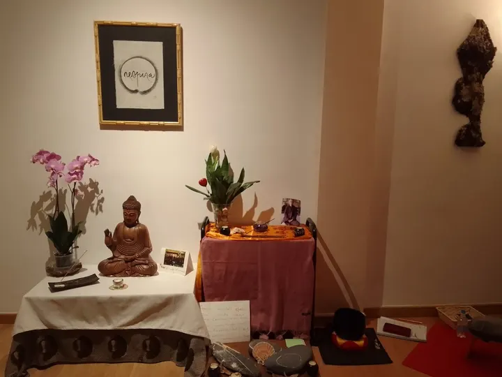 La Barca de Buda — Meditación en San Julián, Sevilla