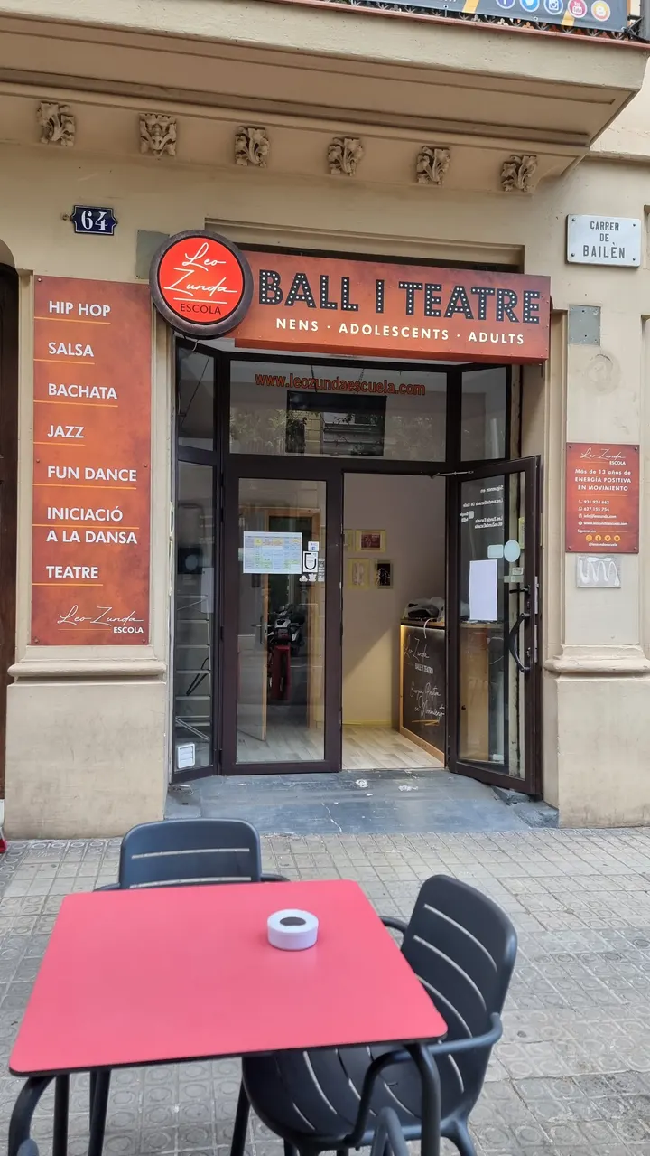 Leo Zunda Escuela de Danza y Teatro — baile-studio en Barcelona — 3