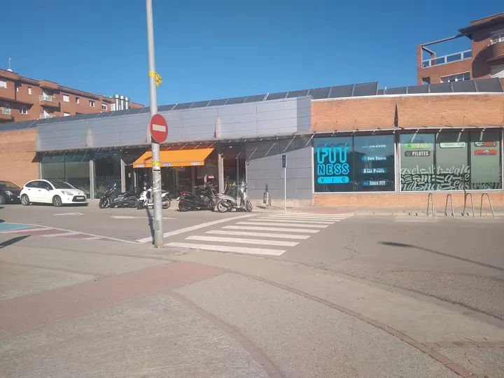 Fitness Vic — Yoga en el Sucre, Vic