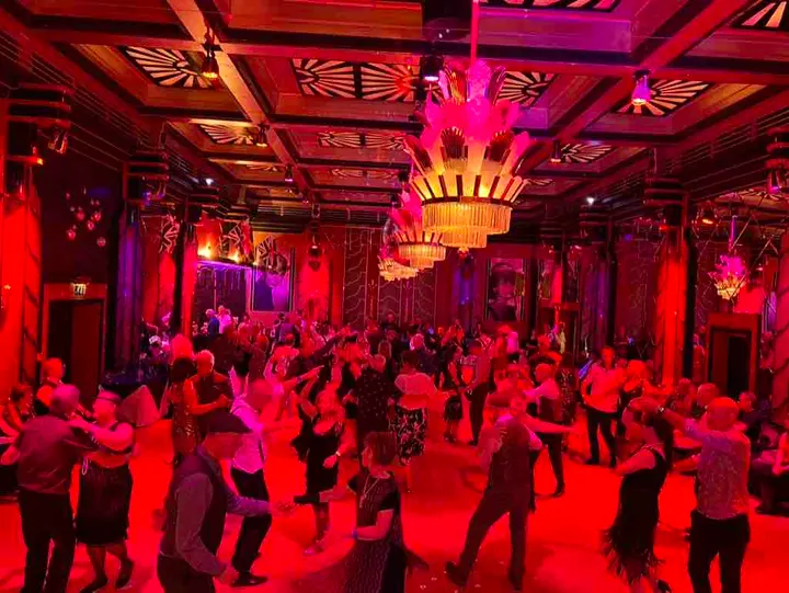 Revolution Dance Town — Dance in Heaton Norris, Stockport