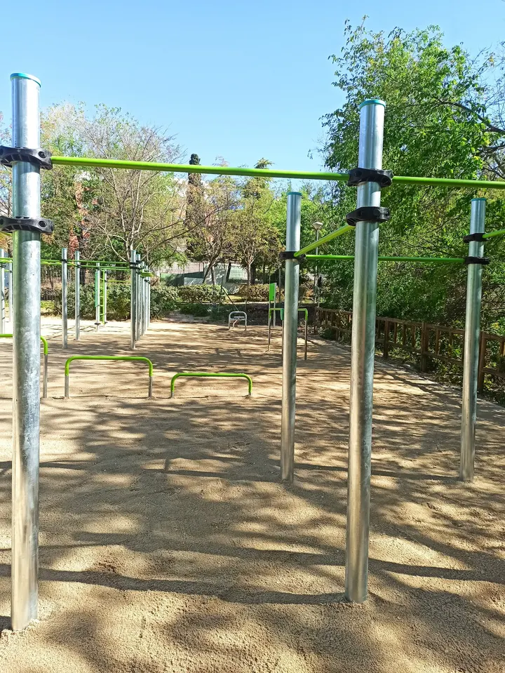 Parque Calistenia Fuente Cisneros — calisthenics-studio en Alcorcón — 3