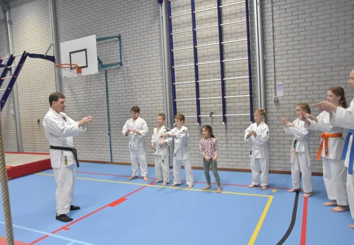 Karatevereniging Tomo no Kai — vechtsport-studio in Zoetermeer — 3