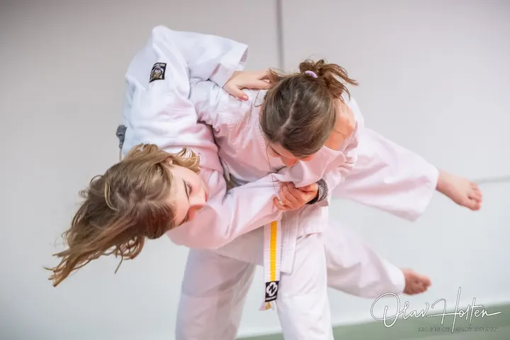 Högdalens Budoklubb Ju-jutsu Kai — kampsport-studio i Rangstaplan 4, Bandhagen — 2