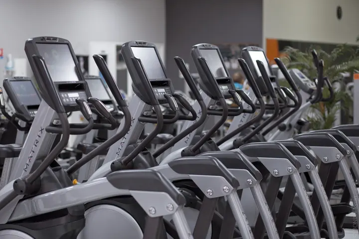 Top Fitness — salle de fitness-studio à Vienne — 5