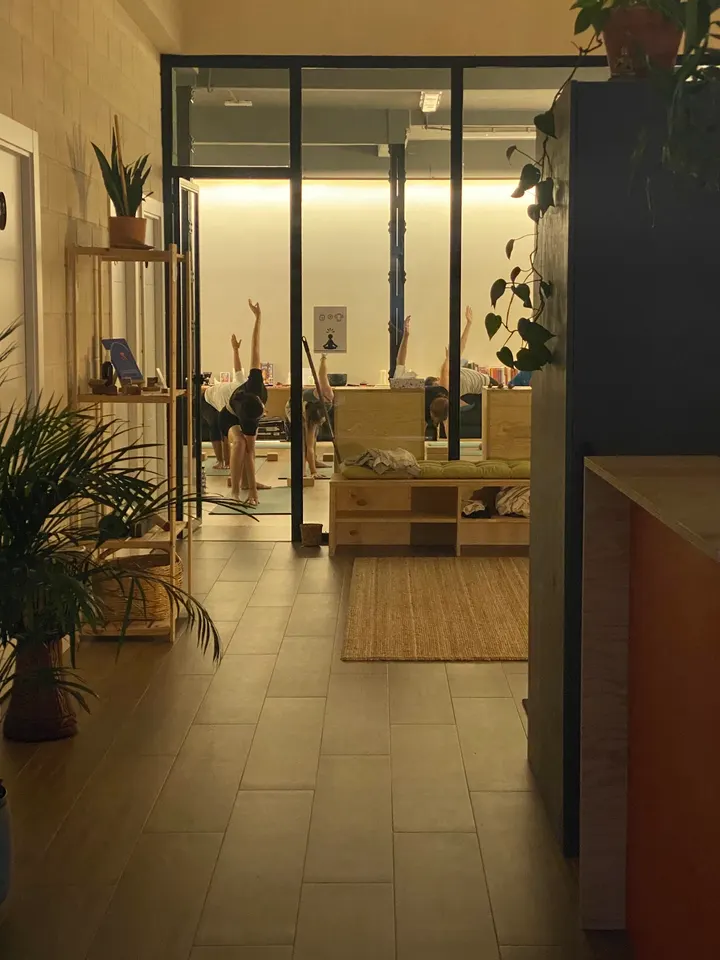 Ceiba Yoga Madrid — Hot Yoga en Arganzuela, Madrid