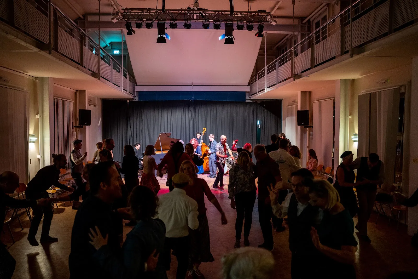 Swing Spirit | Marina Warncke — tanz-studio in Innenstadt, Lübeck — 2
