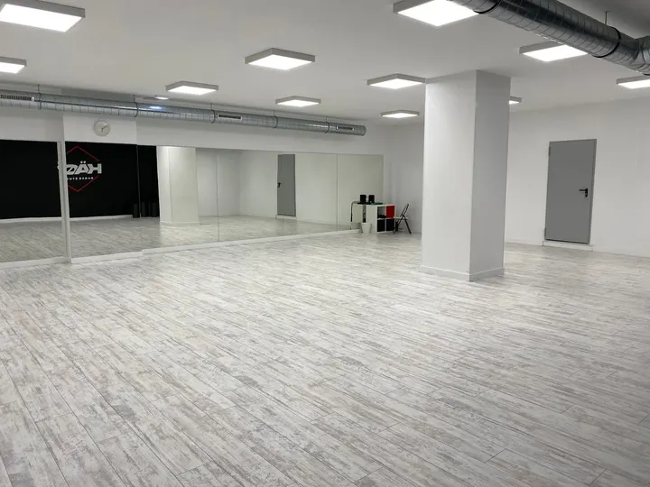 Kaos Dance Studio — baile-studio en Laviada, Gijón — 3