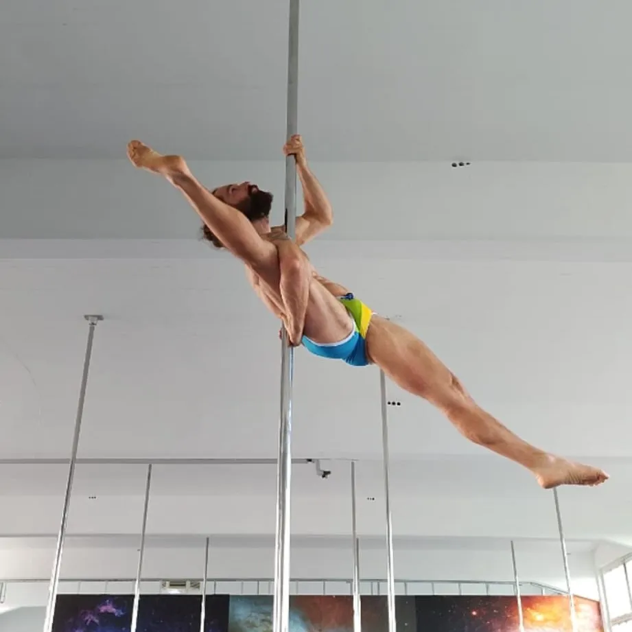 GALAXY 24/7 Pole — dans-studio i Deißlingen — 3