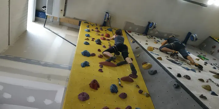 BeClimb Centros — escalada-studio en Málaga — 5