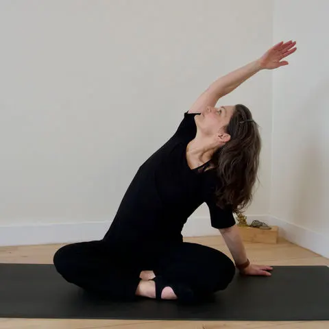 Hjerte Yoga v/Lone Reinewald Broch — Yoga i Brønshøj, København