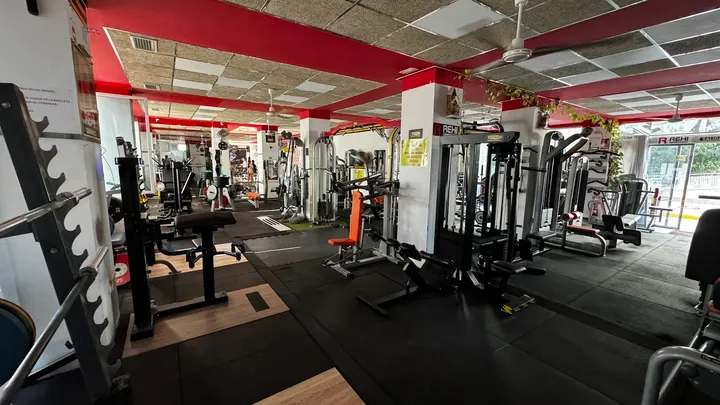 The Costa Trainer — entrenamiento personal-studio en Infante Juan Manuel, Murcia — 2