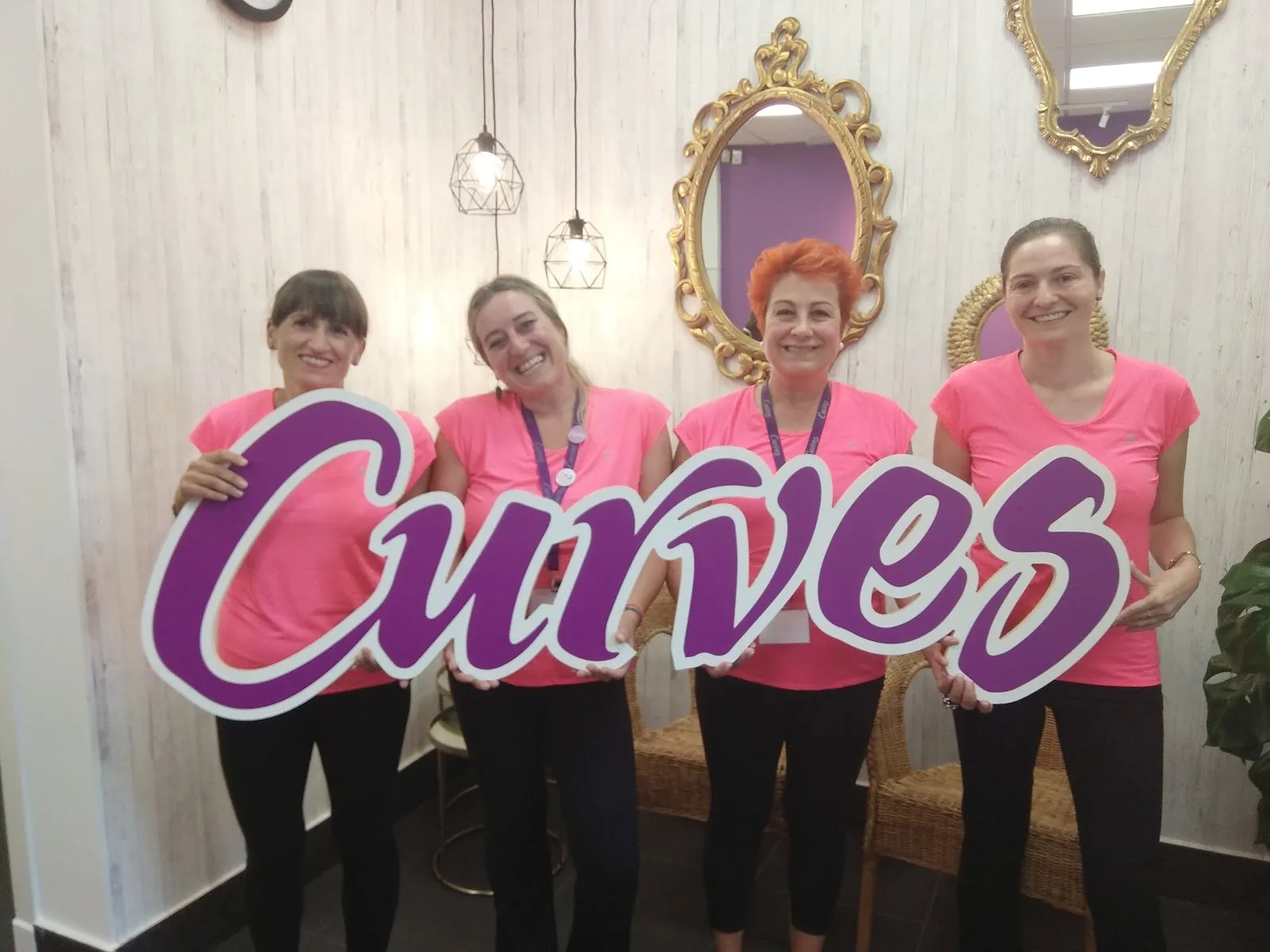 Curves — estudio de fitness-studio en Kurtzea — 3