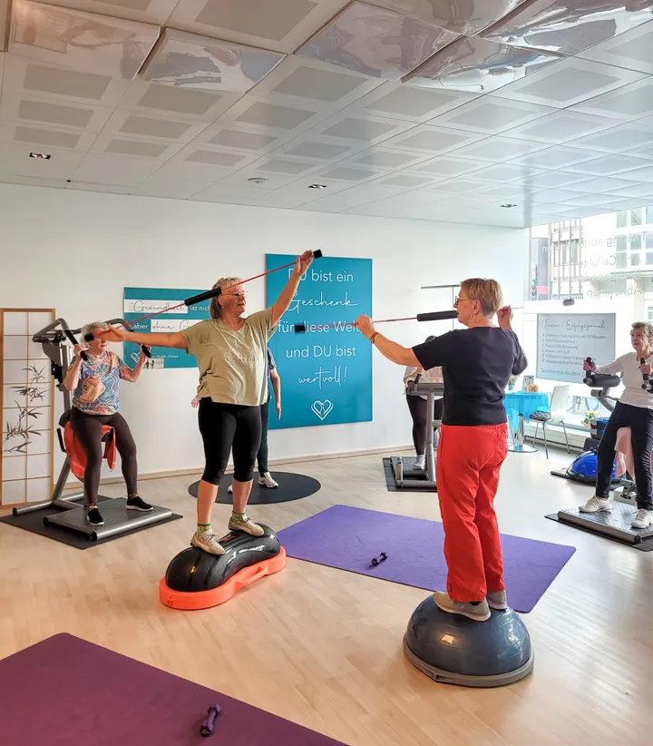Women Health Fitness — Fitness Studio in Pirckheimerstraße, Nürnberg