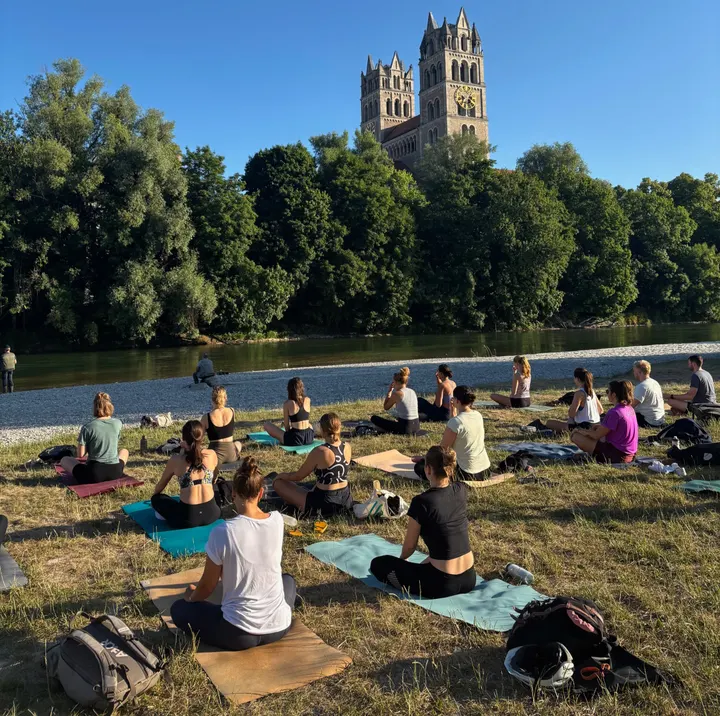 Alina Luisa Yoga — yoga-studio in Ludwigsvorstadt, München — 2