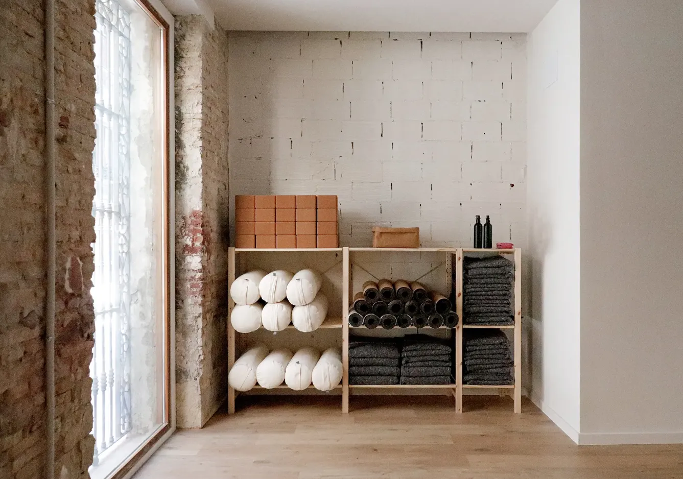 Olēka Yoga Studio — yoga-studio i Valencia — bild 3
