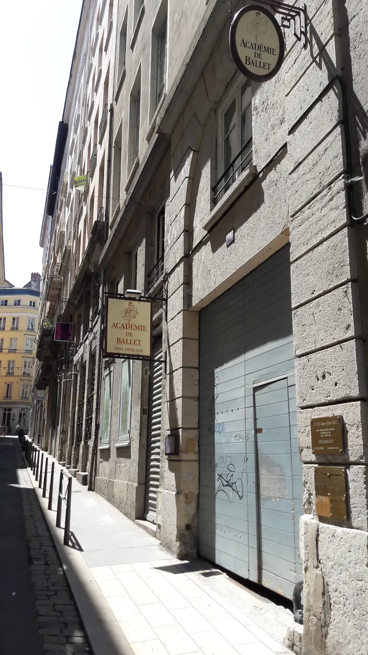 ACADEMIE DE BALLET NINI THEILADE — danse-studio à Lyon — 3