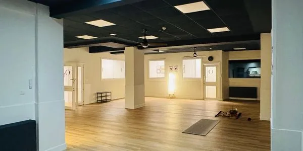 OMM Yoga — yoga-studio i Areeta / Las Arenas, Areeta / Las Arenas — bild 2