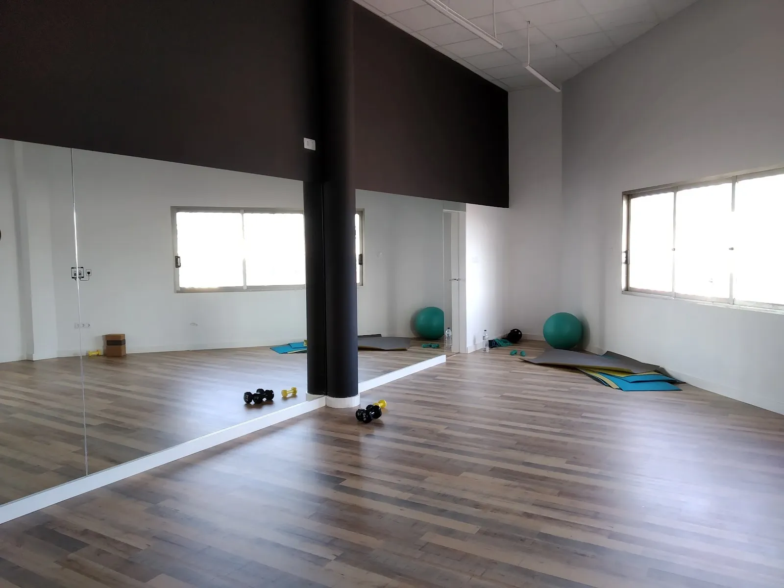Zenia Dance — baile-studio en Orihuela Costa — 2