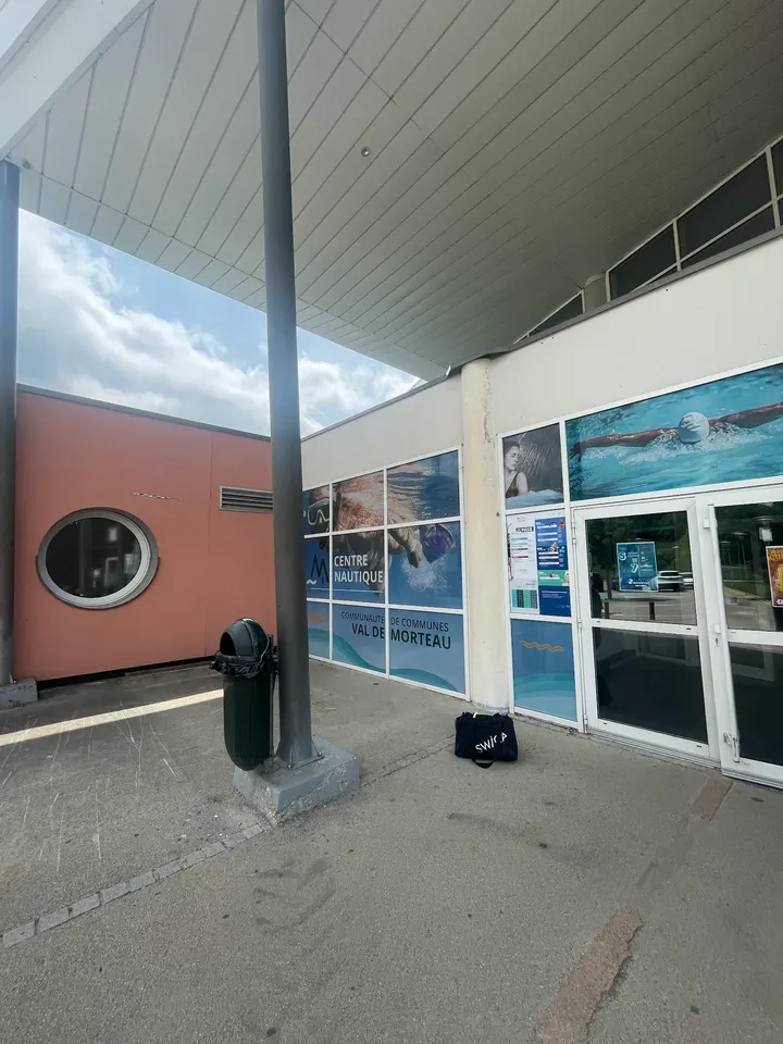 Centre Nautique Du Val De Morteau — bien-être-studio à Chez le Roi, Les Fins — 2
