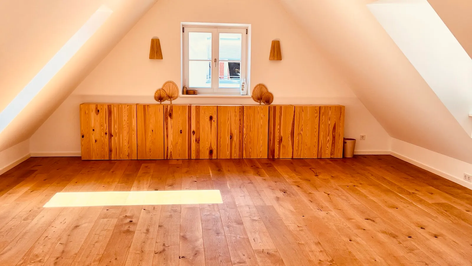 Amiena Zylla — yoga-studio in Au, München — 3