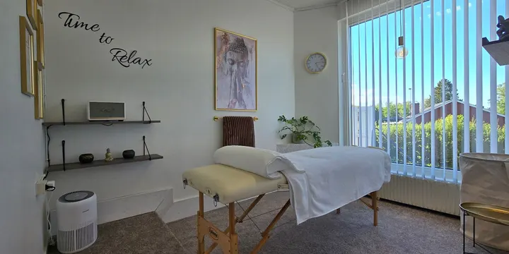 uniQvinna — wellness-studio i Rosersbergs Villastad, Rosersberg — 3
