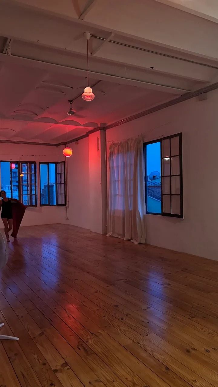 Yogalegre — Yoga en Gràcia, Barcelona