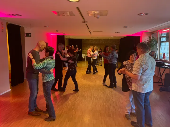 Tanzschule DANCE in Trier — Tanz in Altstadt, Trier