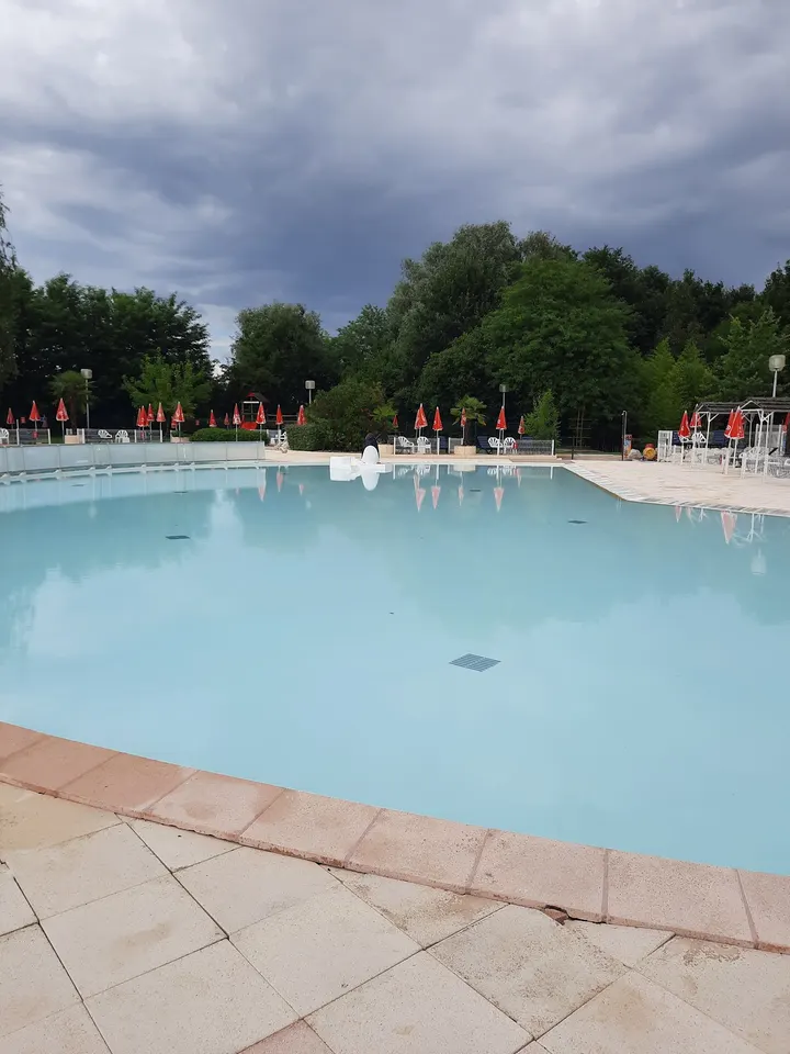 Apollon Vénus Club — bien-être-studio à Saint-Laurent-des-Vignes — 2