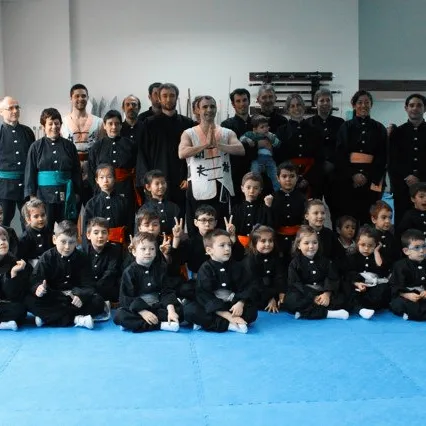 Escuela De Disciplinas Orientales — kampsport-studio i Ametzola, Bilbao — bild 2