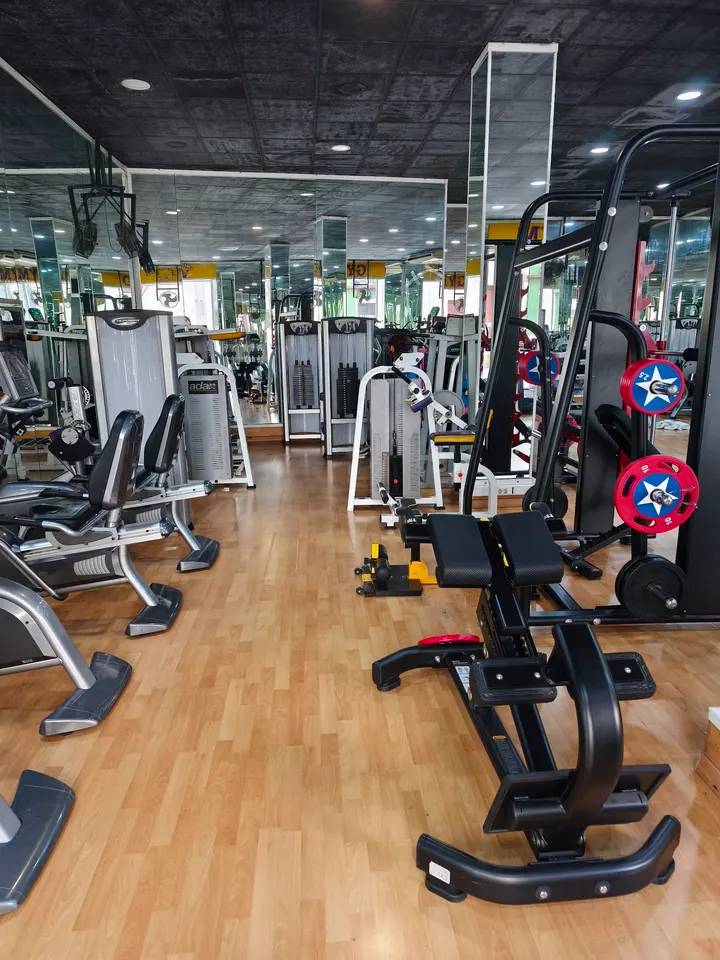 Hércules Premier Gym — estudio de fitness-studio en Encarnación-Regina, Sevilla — 2
